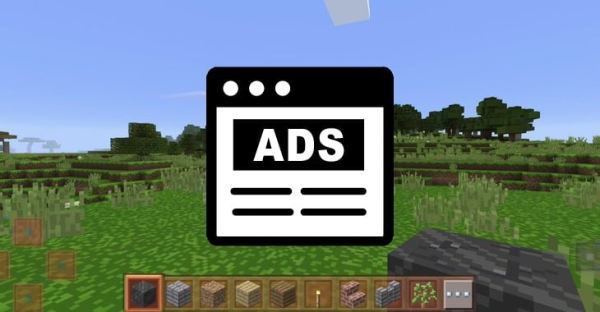 Minecraft-like app on Android, with advert.