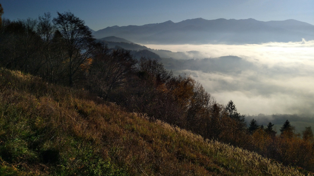 Photo of the Mala Fatra mountain range with low clouds from temperature inversion