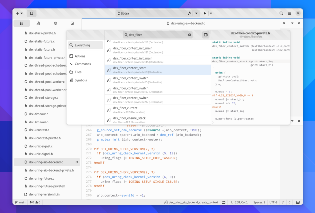Screenshot of GNOME Builder