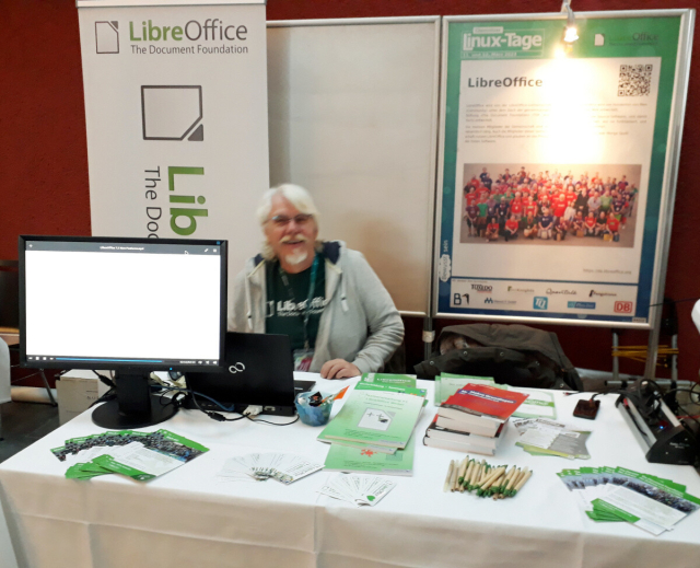 LibreOffice booth with merchandise