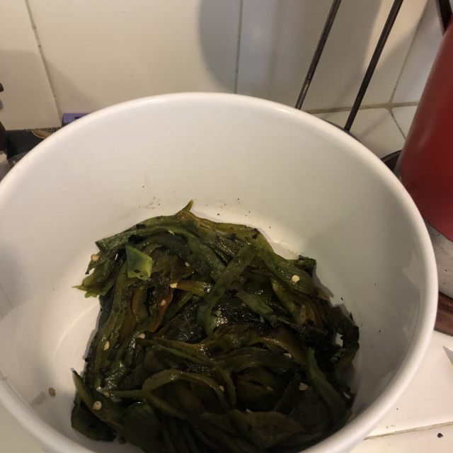 Ensaladera con las rajas.