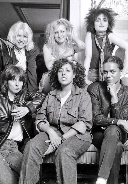Photo of Debbie Harry (Blondie), Viv Albertine (The Slits), Siouxsie Sioux (Siouxsie and the Banshees), Chrissie Hynde (The Pretenders), Poly Styrene (X-Ray Spex) and Pauline Black (The Selecter).