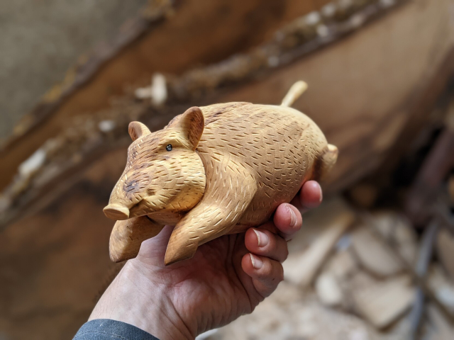 Sculpture de sanglier 