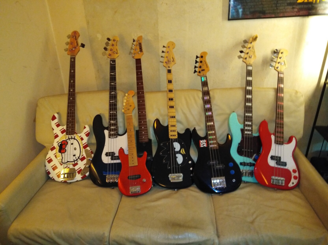 Some of my basses.

L-R: Stingkitty, Spellcaster, Sparkles, Twiggy, Badtz, Jenny, Princess Luna, and Li'l Red.
