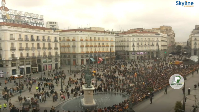 No llegan a 1000 personas en Sol
