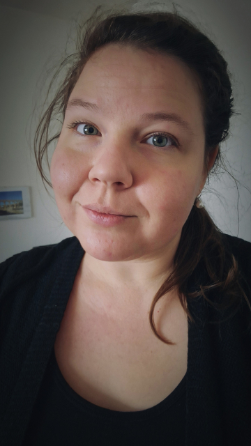 Moje maličkost, unavená ze sociálních interakcí 