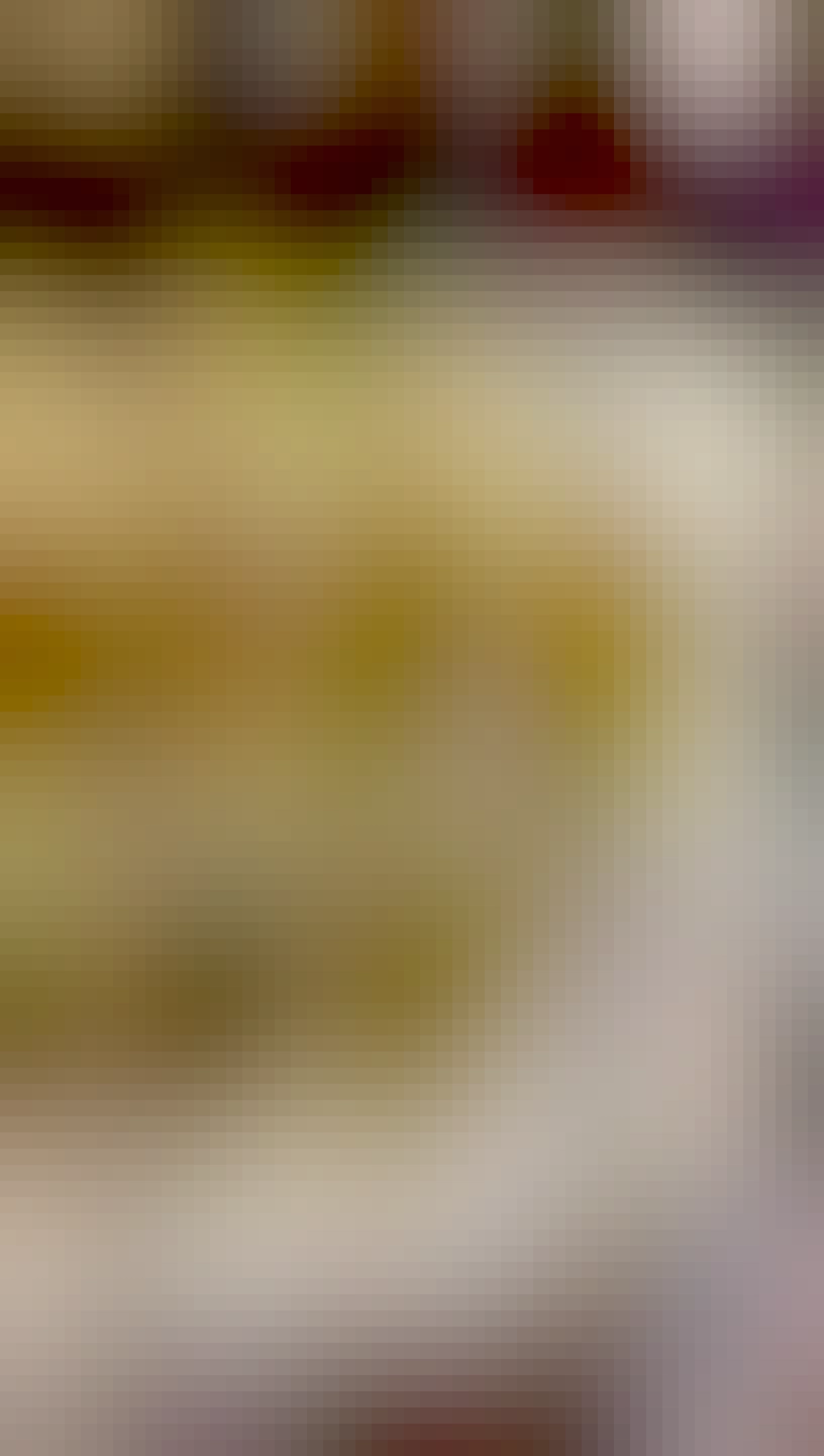 Plate of pale yellow pilau rice 