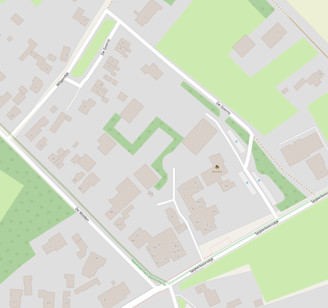 Map before editing: single residential block, some missing parkings and no driveways