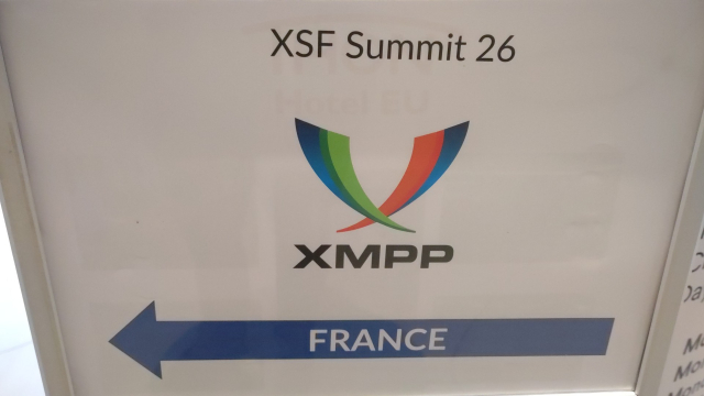 Image of the sign at the venue. We have a strong community in France, but today 'France' is simply the room name :-)