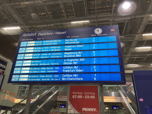 A photo of a train departure table listing the European sleeper train ES452 at 22,45