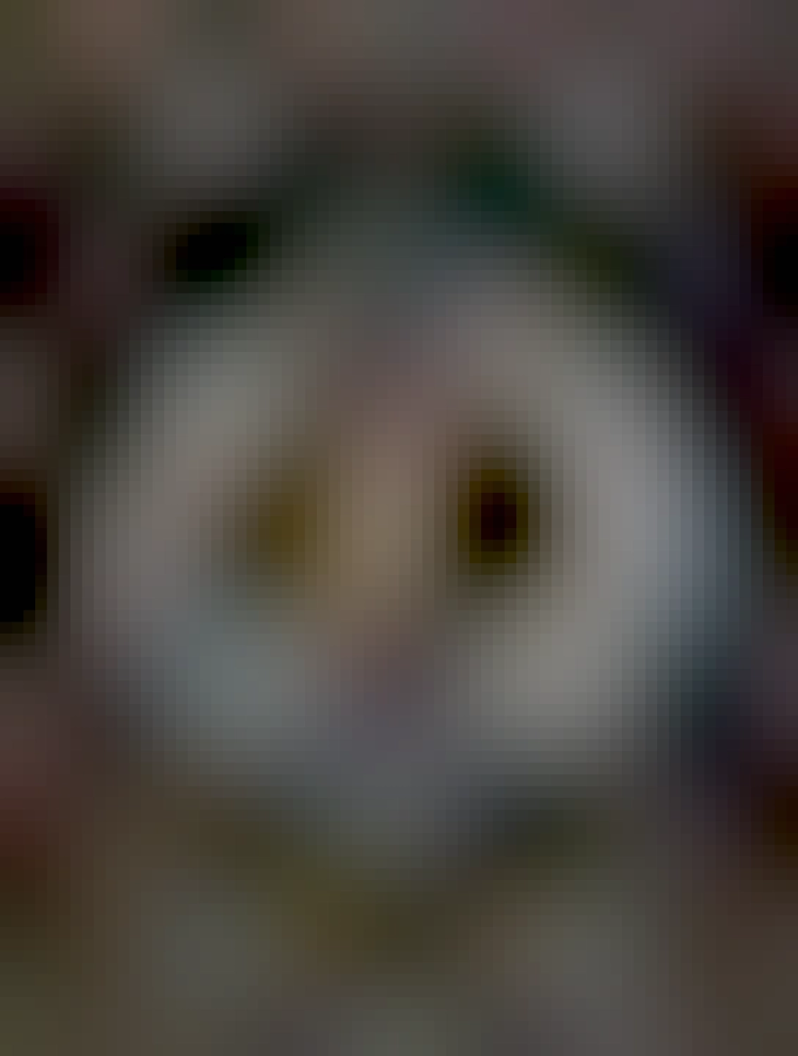 jogurt s marakujou a zmesou orechov ako vlašské, mandle, kešu a lieskovce