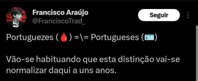 Fascista, no Twitter, tenha fazer a distinção entre Portuguezes (Portugueses nativos) e Portugueses que tenham adquirido nacionalidade entretanto.