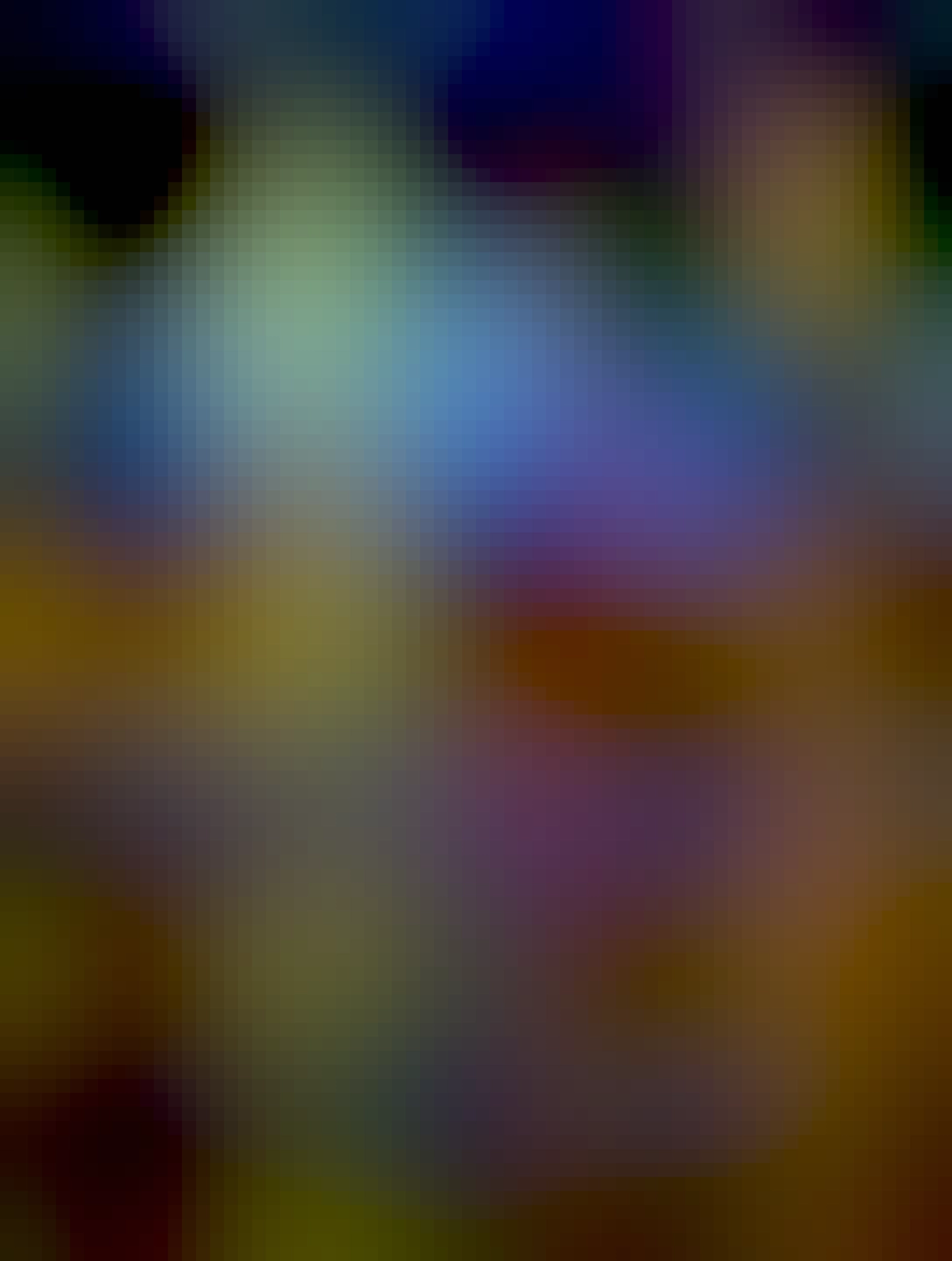 nová električka a v pozadí Slovenská filharmónia 