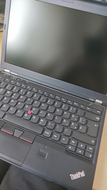 Lenovo ThinkPad X230