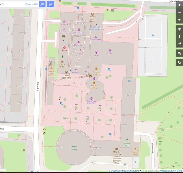 Basic map showing roads and paths around a shopping mall