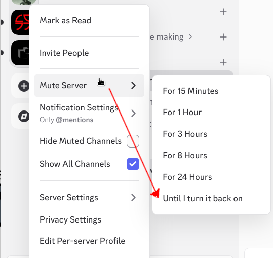 A diagonal mouse movement from a menu to a submenu in Discord that will, incorrectly, cause the submenu to close.