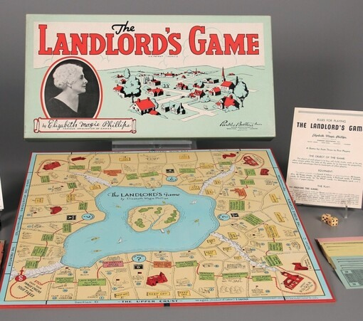 a picture showing the board of the original Prosperity game.