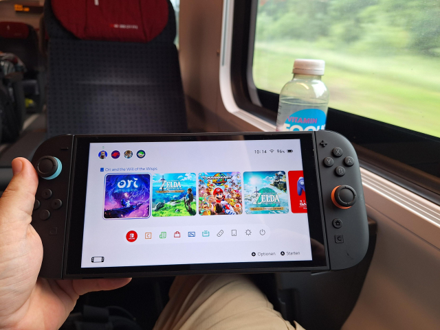 Switch 2 in einem Zug 
