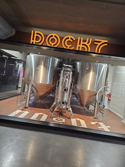 tuším že nádoby/nástroje na studené/trojité chmelenie