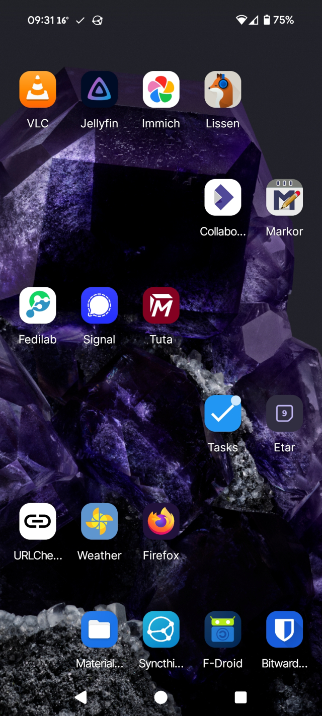 A screenshot of an Android screen with various non-Google apps