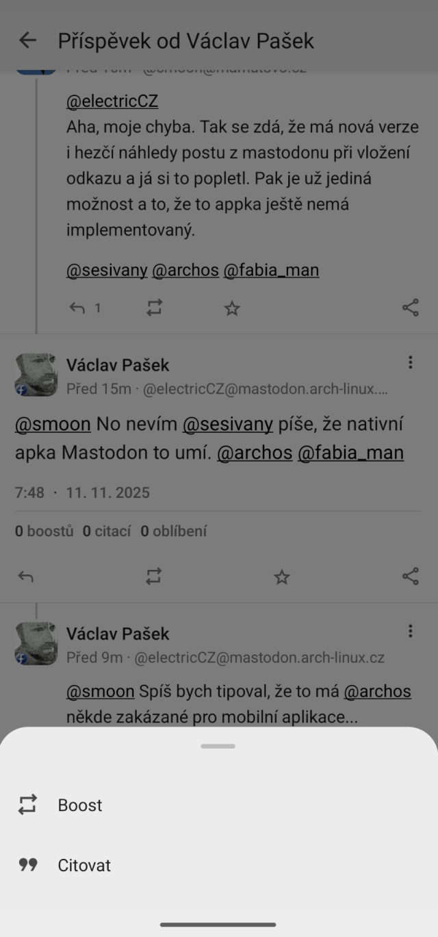 Screenshot této konverzace s možností citovat.