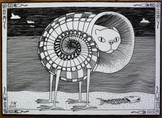 Am Meeresufer steht eine Katze mit vier Hühnerbeinen, die ein reich gemustertes Schneckenhaus tragen. Die Hühnerfüße zeigen nach links, während der Katzenkopf nach rechts aus der Schneckenhaus-Öffnung ragt. Rechts vorne liegt das Skelett eines komplett abgenagten Fisches neben der Katzenschnecke im Sand. 