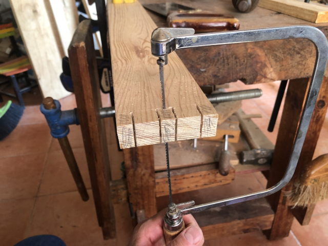 Sacamos lo más que se puede con la segueta...