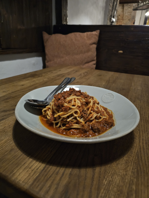 spaghetti bolognese