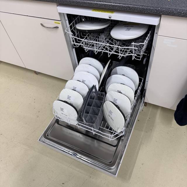 Dishwasher loaded with wifi accesspoints