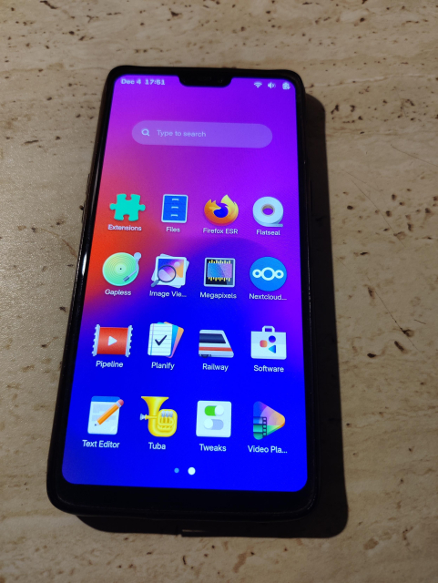 Photo of my OnePlus 6 running Gnome on Postmarket OS