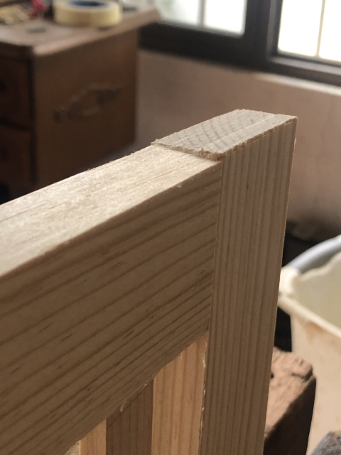 Para quitar ese desnivel en la esquina...